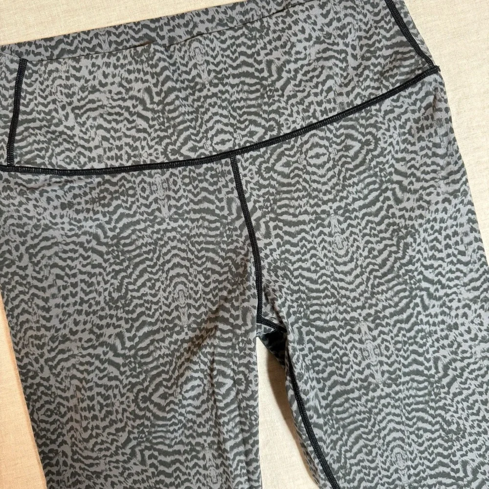 Varley Luna High Rise 7/8 Leggings Gray Nocturnal Feathers Print *No Size Tag S?